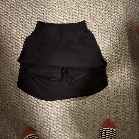 Lululemon Black Skort - Picture 4 of 4
